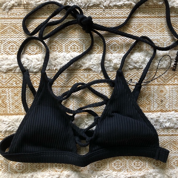 HOST PICK 🤩 Minimale Animale 🧨 NWT dark and stormy ⛈ top - Picture 6 of 8